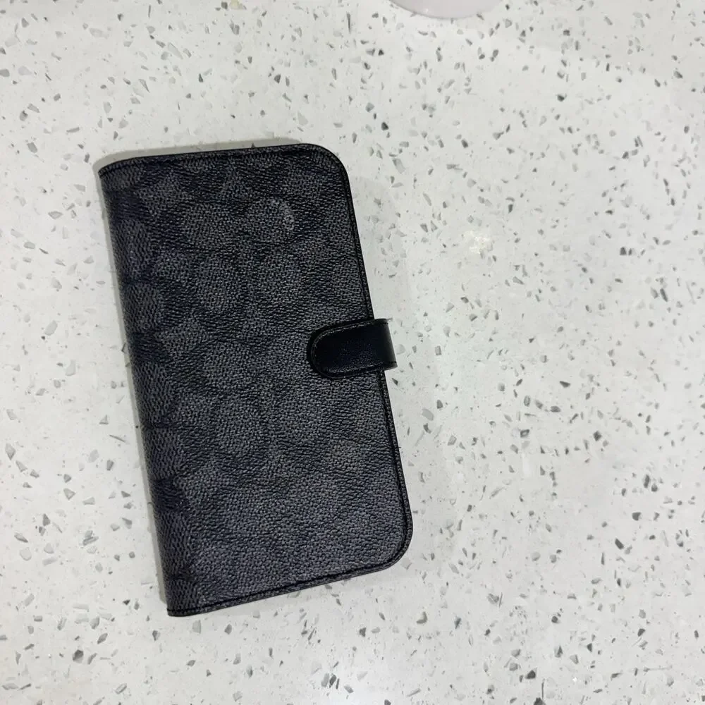 Coach Folio Case in Signature Canvas iPhone 15 Pro leather nwot black